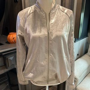 RO & DE Womens lightweight Metallic Gold Bomber Jacket Size M NWOT